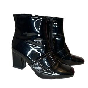 Thee Pilgrim steppers.